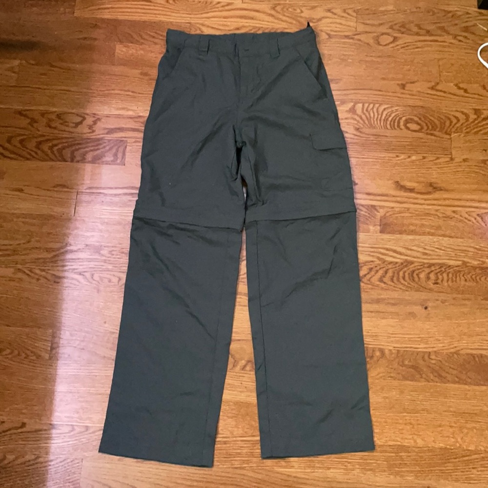 Boys Columbia Omni Shade Gray Pants.